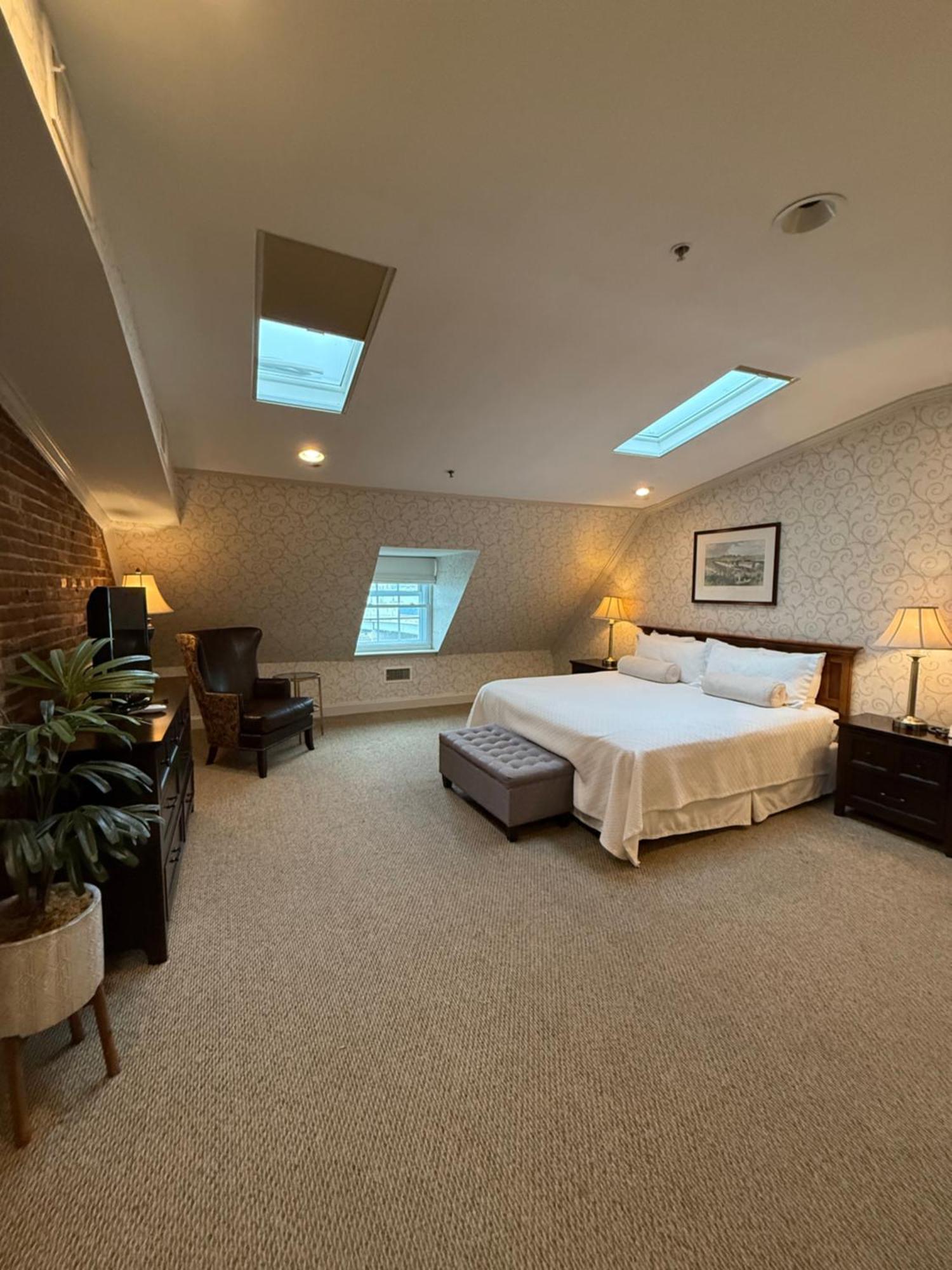 Penn'S View Hotel Филаделфия Екстериор снимка