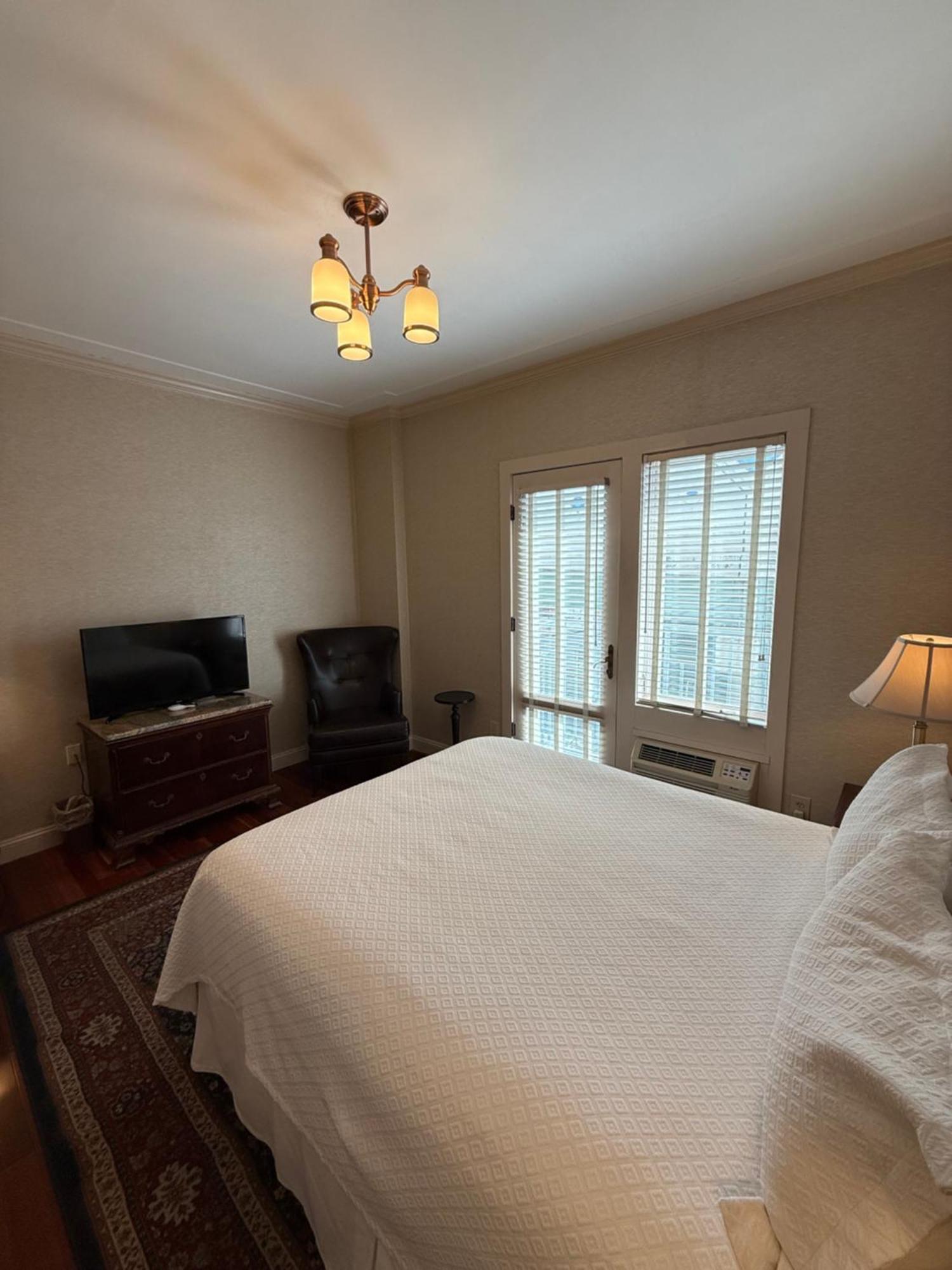 Penn'S View Hotel Филаделфия Екстериор снимка